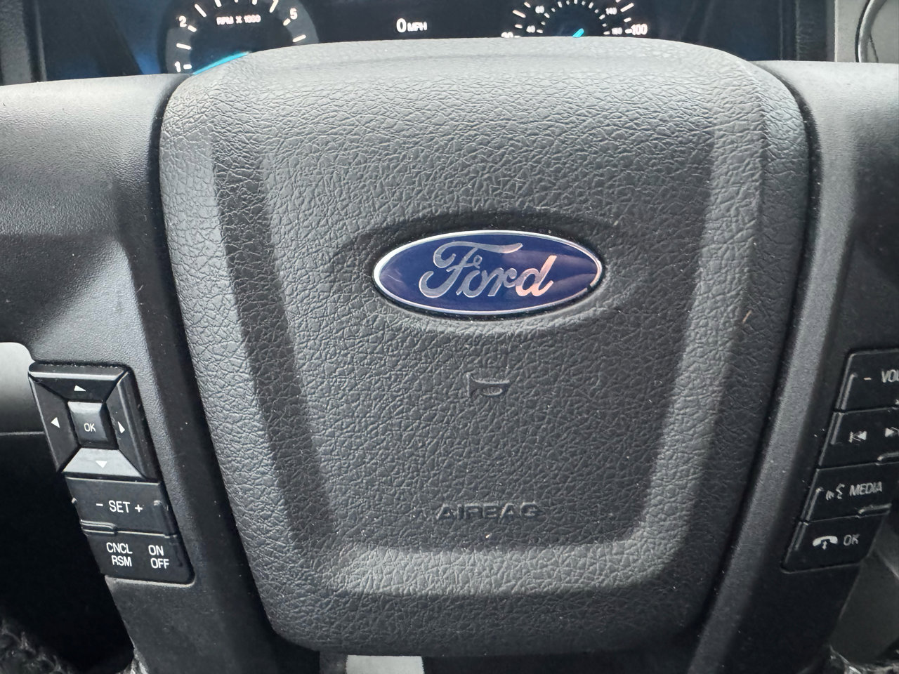 Used 2017 Ford Expedition XLT image 20