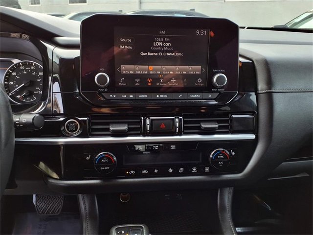 Used 2022 Nissan Pathfinder SV image 19