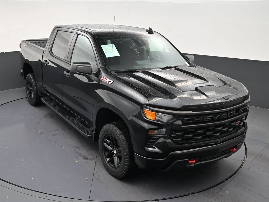Used 2023 Chevrolet Silverado 1500 Custom Trail Boss AWD/4WD image 19
