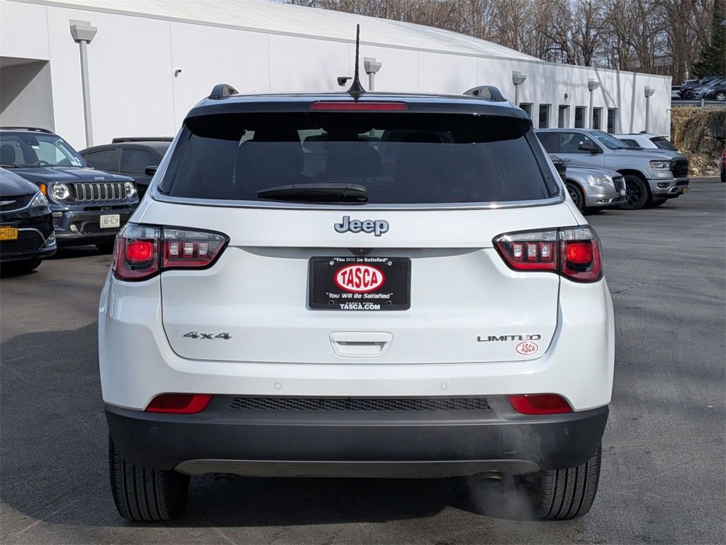 Certified 2024 Jeep Compass Limited w/ Sun and Sound Group image 4
