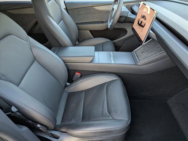 Used 2026 Tesla Model Y Long Range image 21