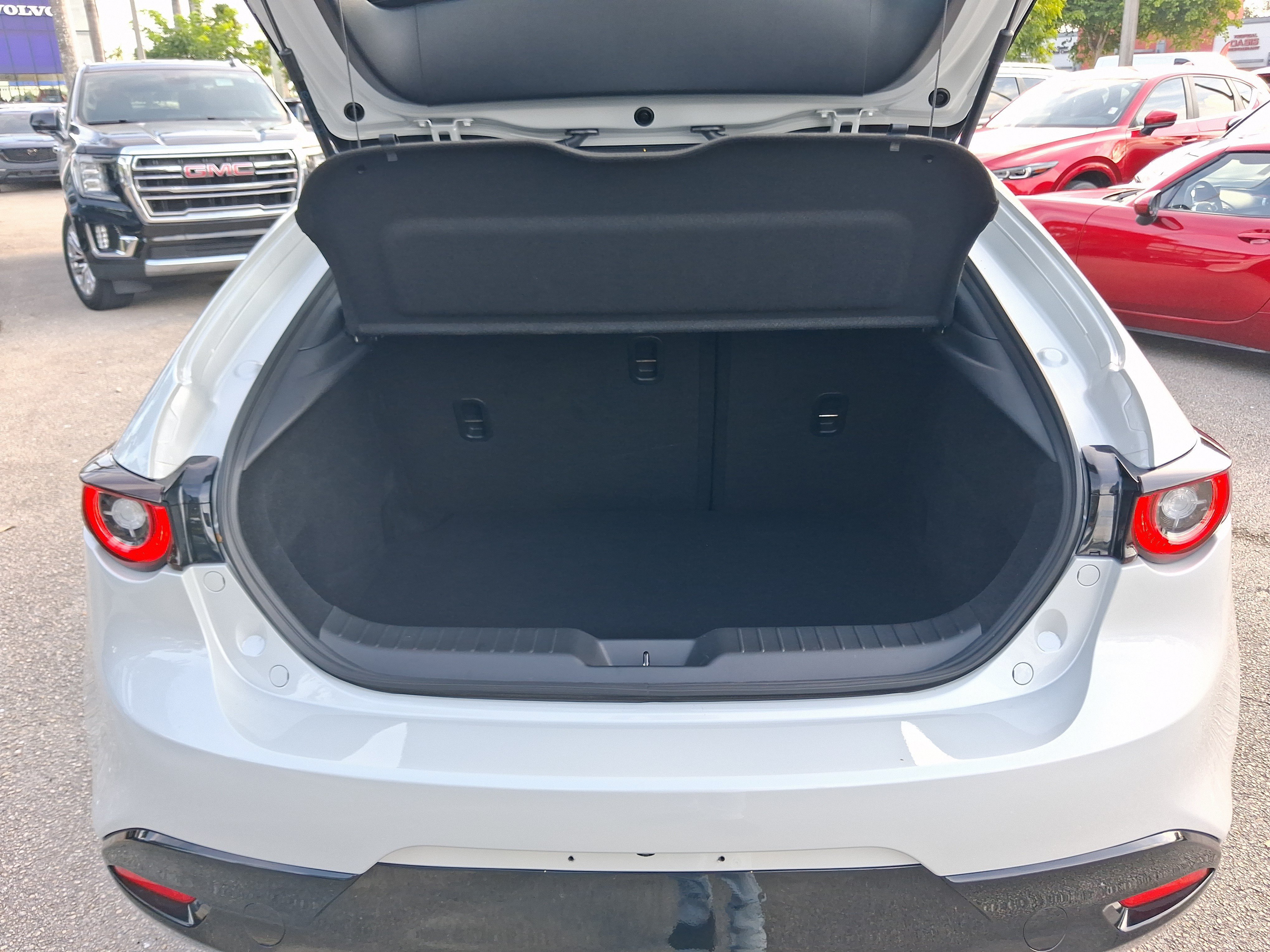 Certified 2026 MAZDA MAZDA3 s Sport FWD image 5