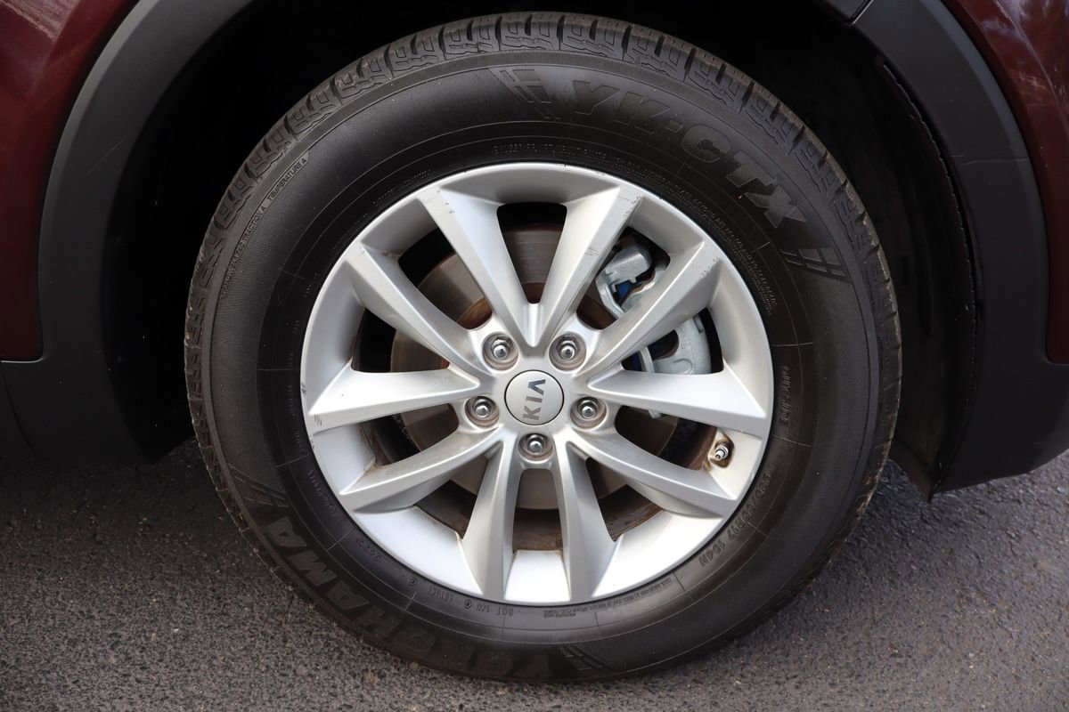 Used 2017 Kia Sorento AWD image 46