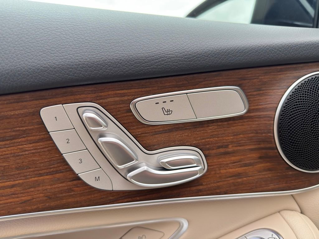 Certified 2022 Mercedes-Benz GLC 300 4MATIC image 11