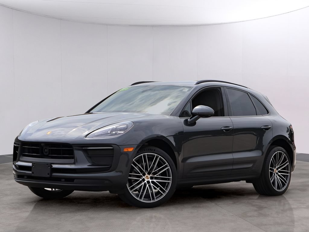 Certified 2024 Porsche Macan AWD/4WD image 1