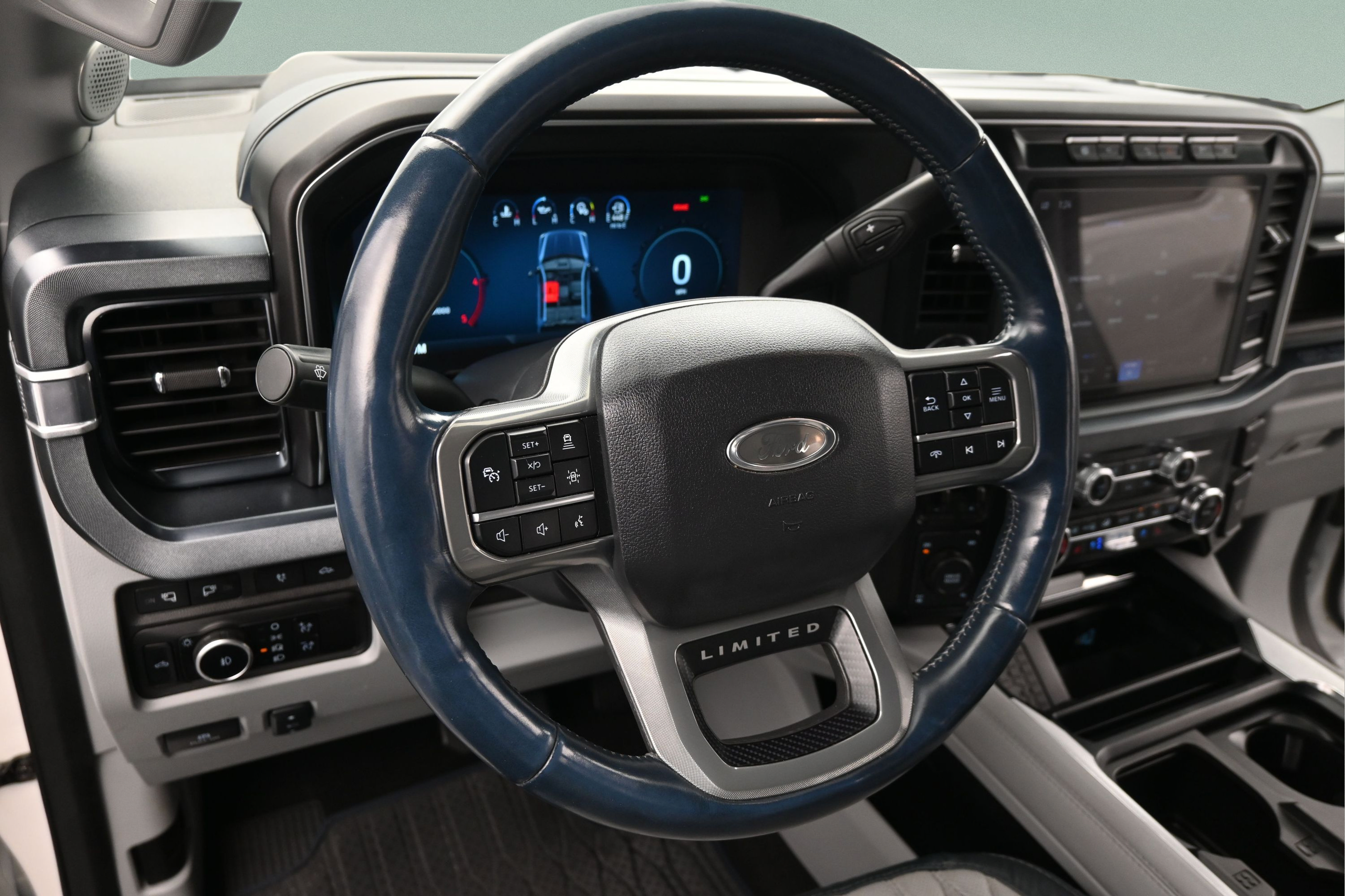 Used 2024 Ford F250 Limited w/ FX4 Off-Road Package AWD/4WD image 13