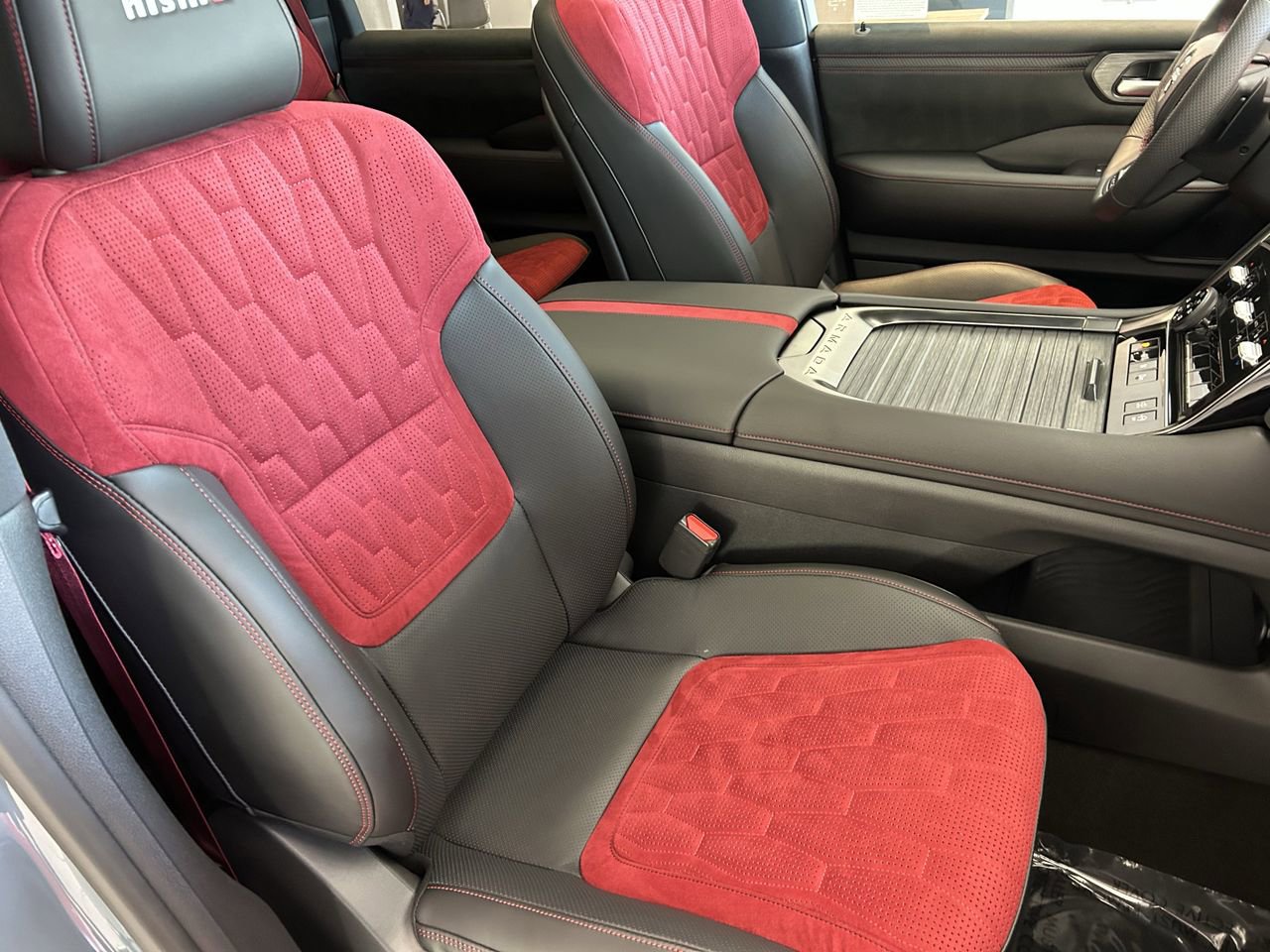 New 2026 Nissan Armada NISMO image 9