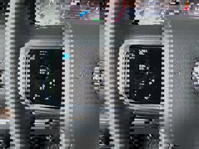 New 2025 Nissan Armada SL w/ Captain's Chari Seat Package image 12