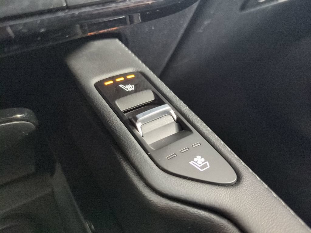 Used 2023 Kia Telluride SX X-Pro AWD/4WD image 30