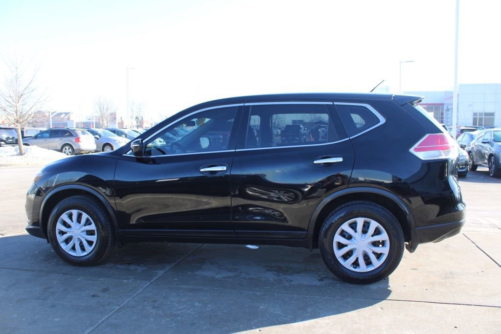 Used 2015 Nissan Rogue S image 4