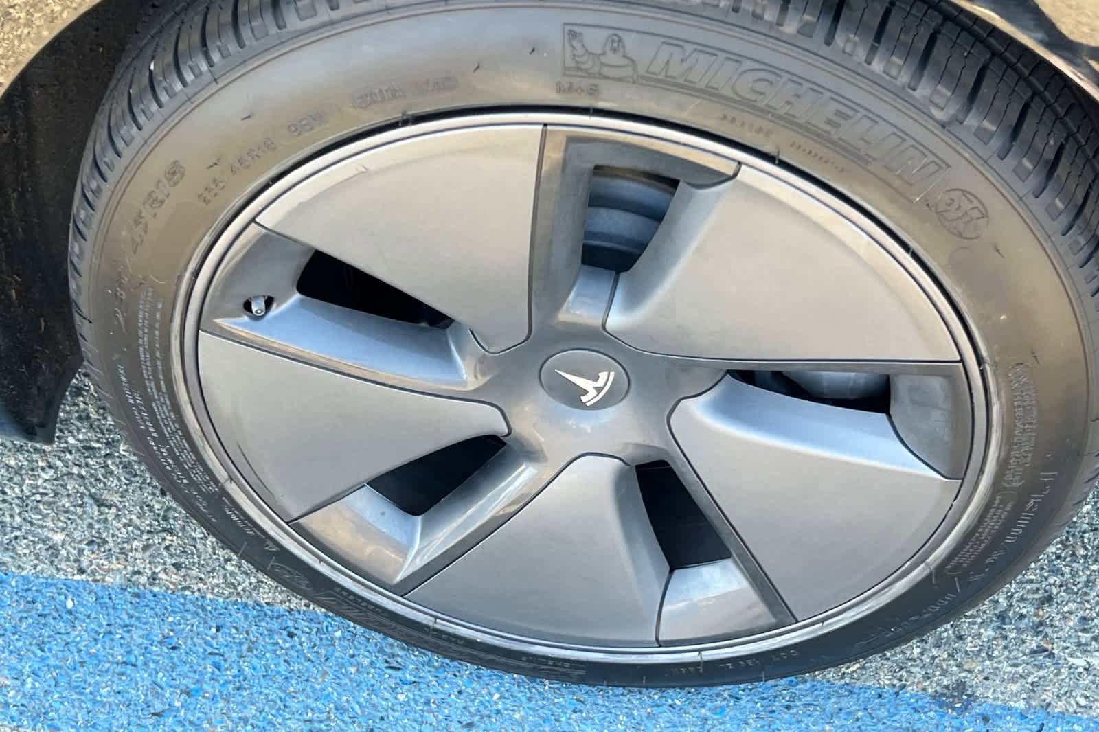 Used 2021 Tesla Model 3 Standard Range Plus RWD image 21
