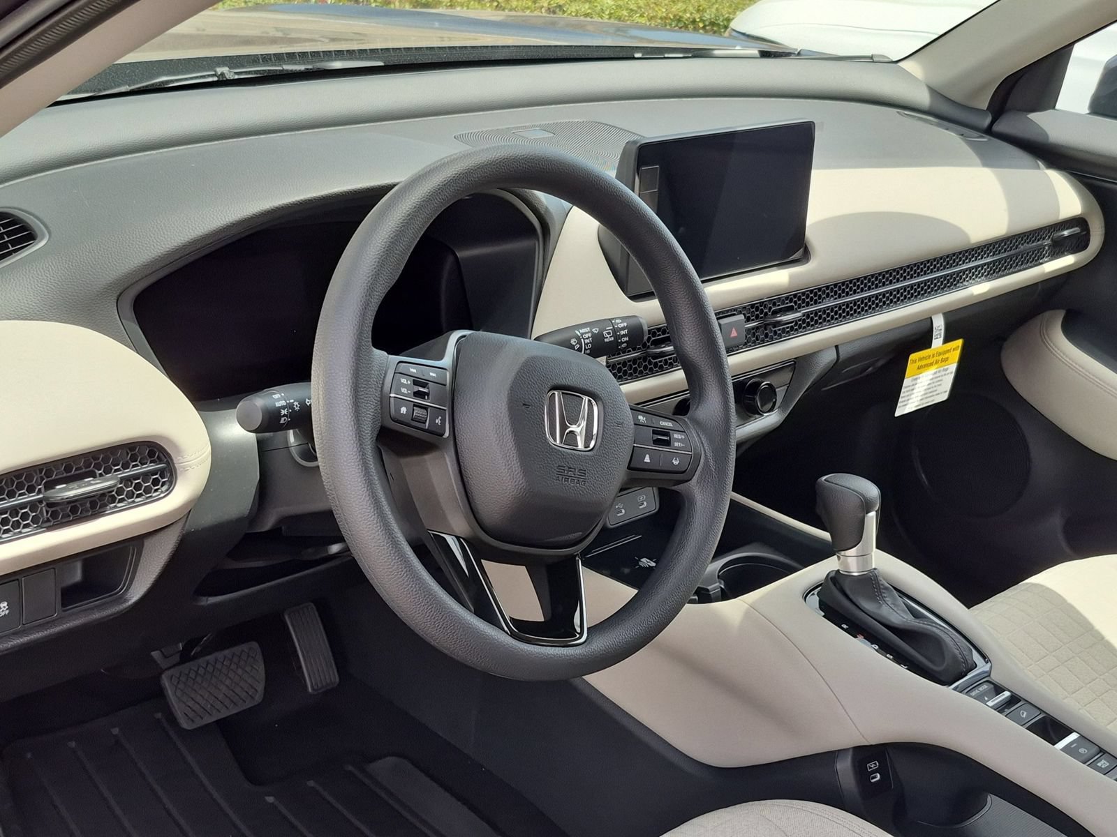 New 2027 Honda HR-V LX image 2