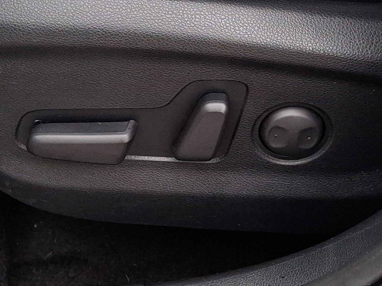 Used 2022 Kia Sportage EX w/ EX Technology Package image 26