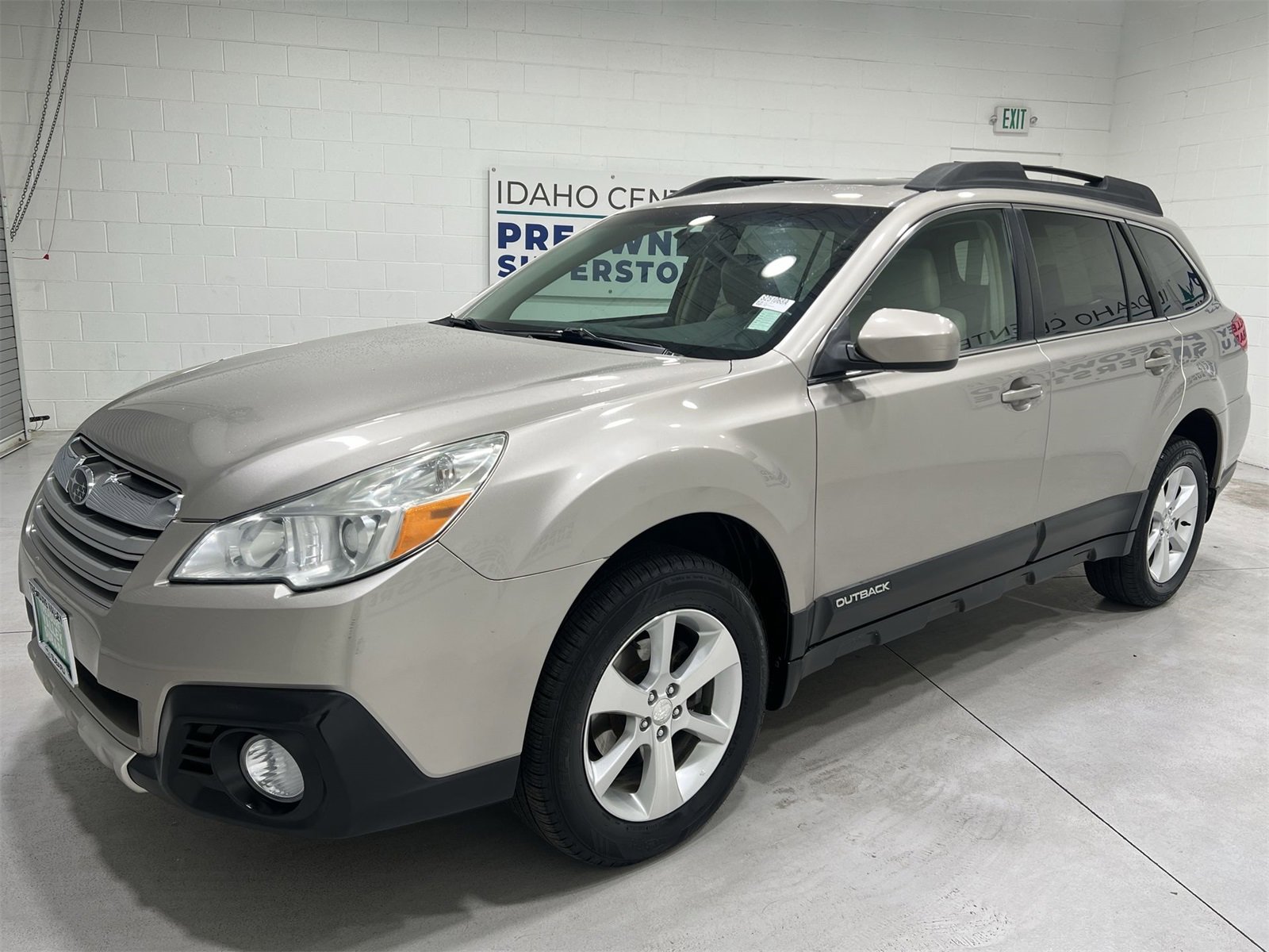 Used 2014 Subaru Outback 2.5i Limited image 4