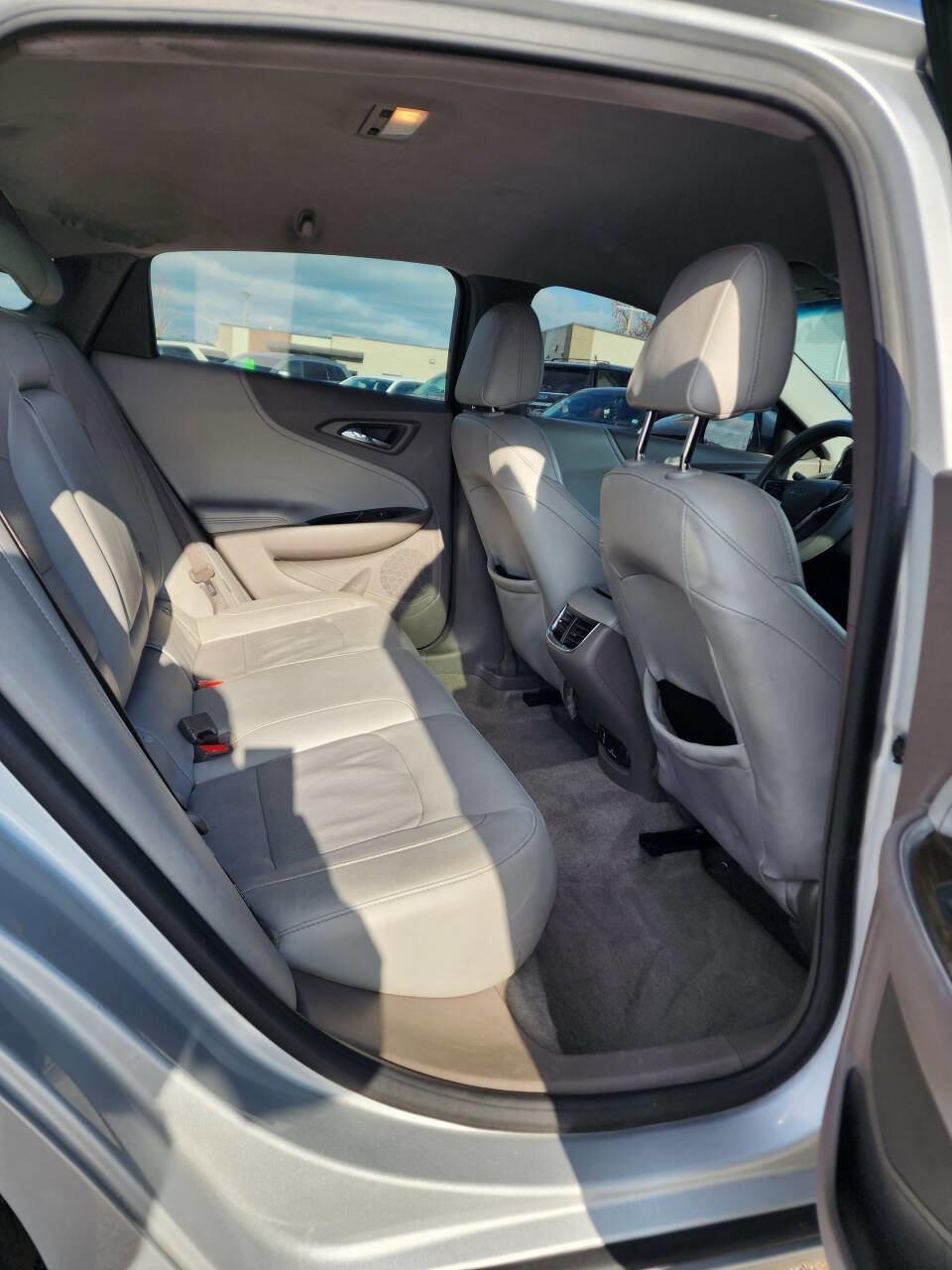 Used 2016 Chevrolet Malibu Premier w/ Driver Confidence Package image 18