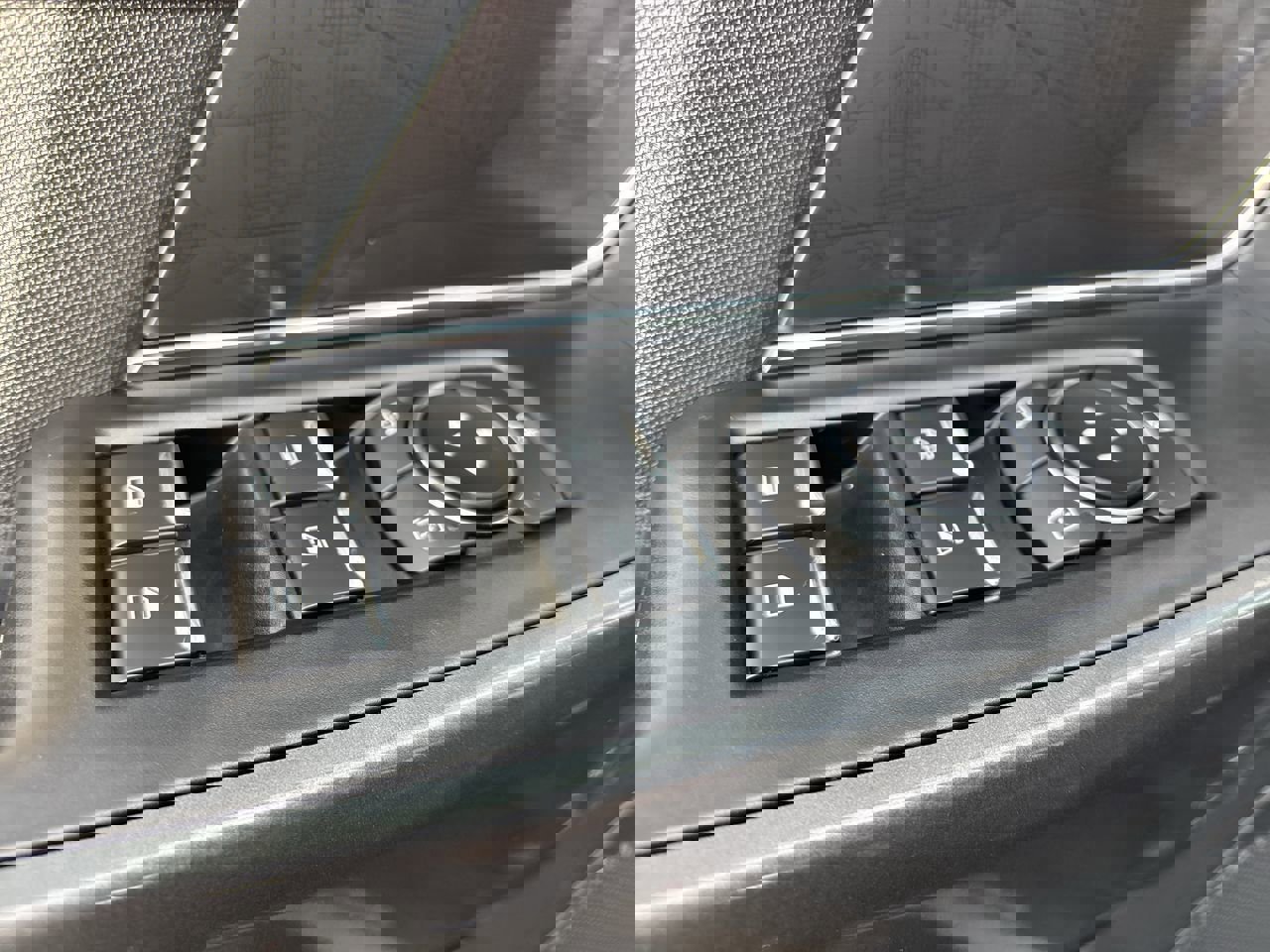 Used 2022 Ford F150 XLT w/ Equipment Group 302A High image 33