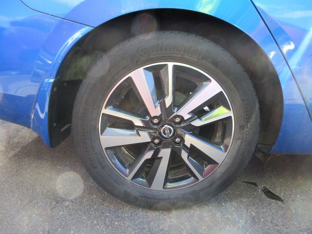 Used 2021 Nissan Versa SV FWD image 8