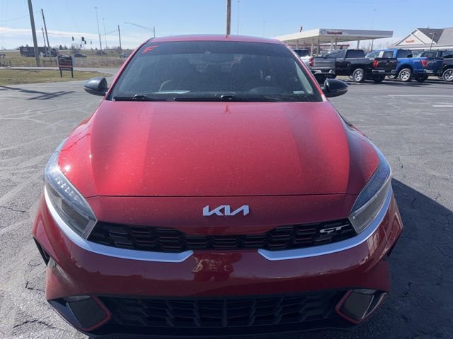 Used 2022 Kia Forte GT image 2