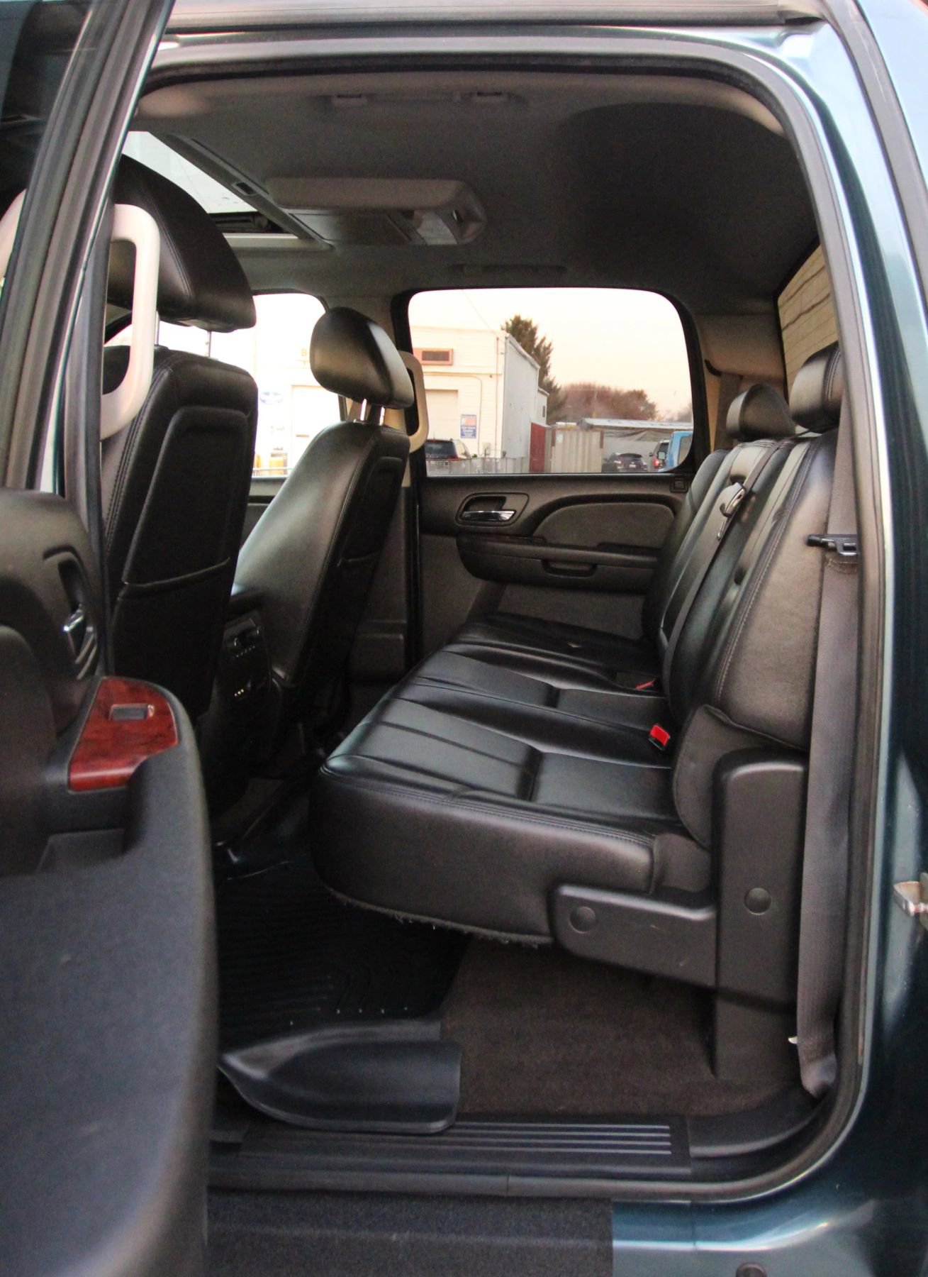 Used 2011 Chevrolet Silverado 2500 LTZ image 11