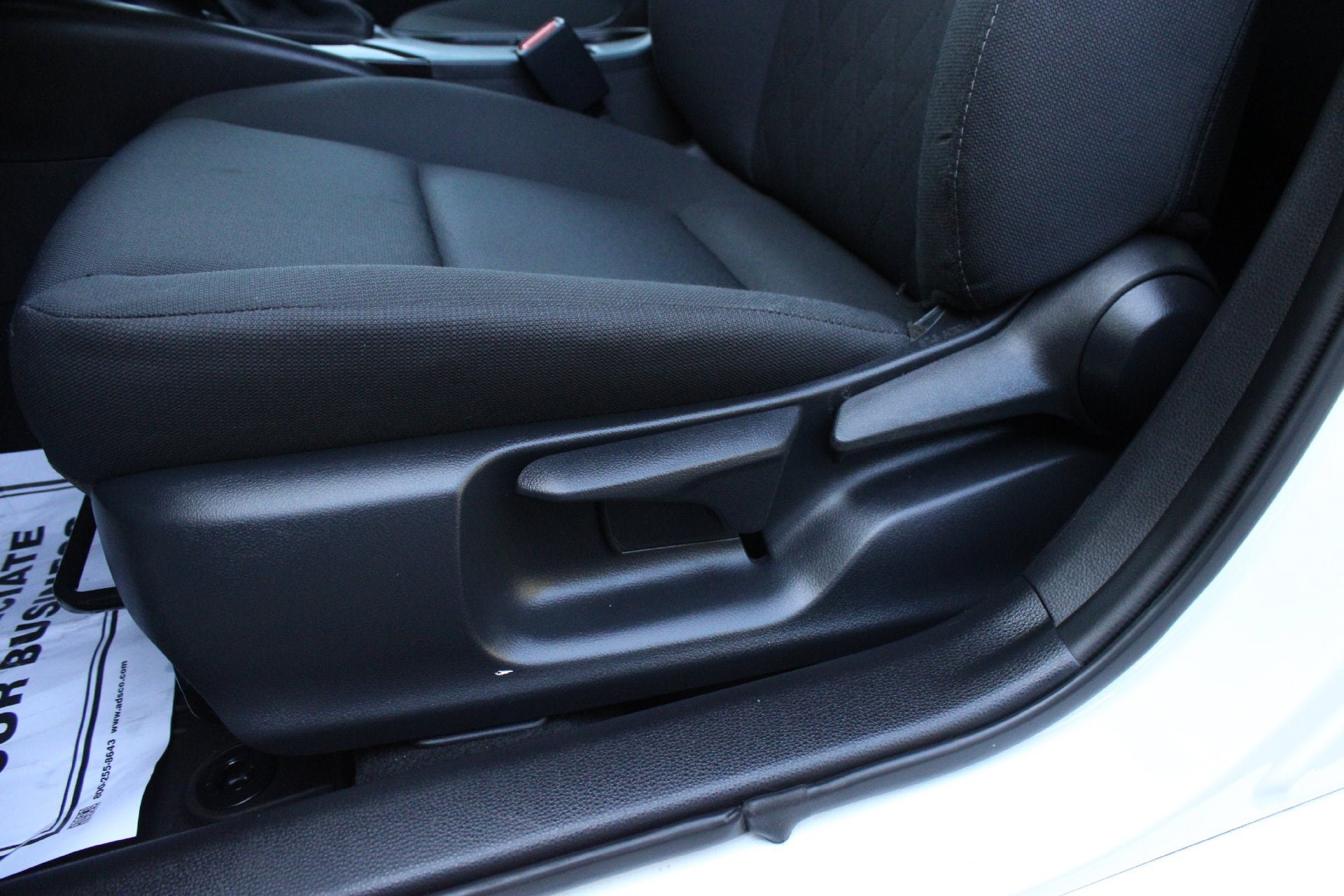 Used 2025 Toyota Corolla LE FWD image 13