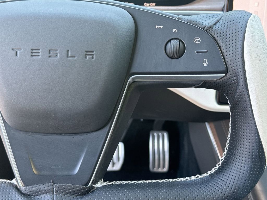 Used 2023 Tesla Model S AWD/4WD image 18