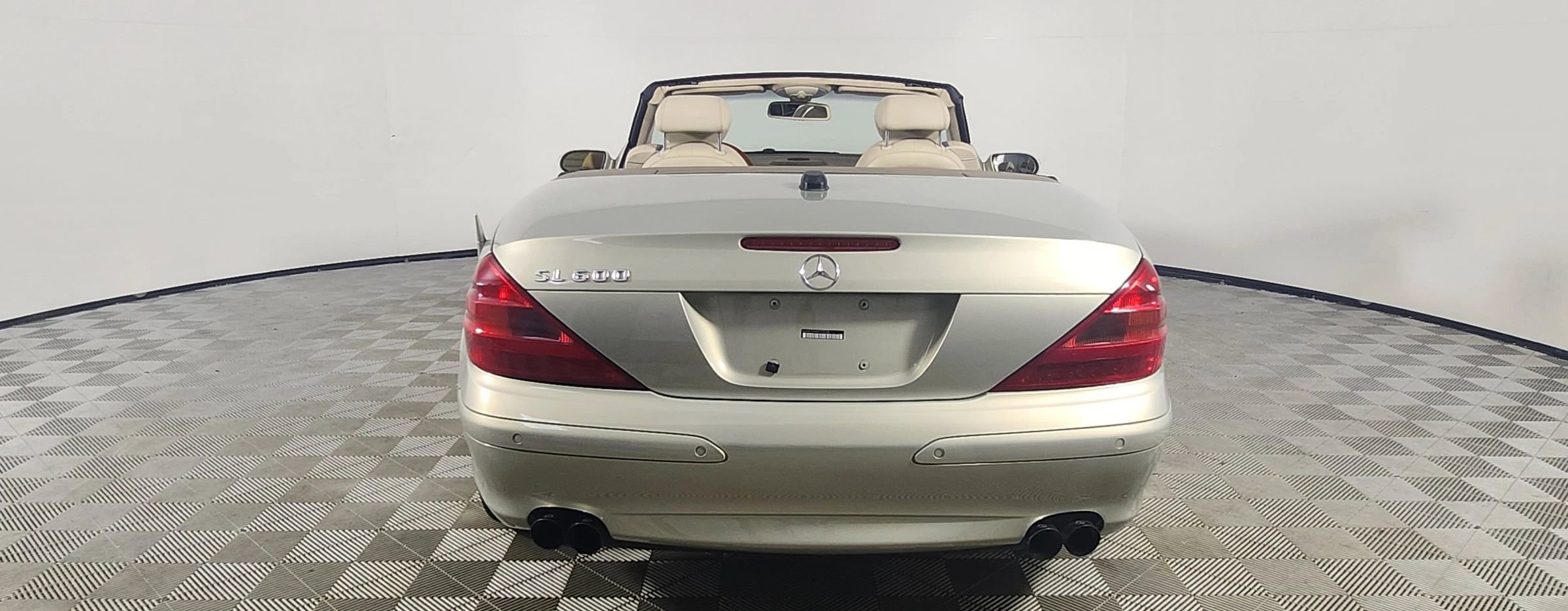 Used 2004 Mercedes-Benz SL 600 image 13