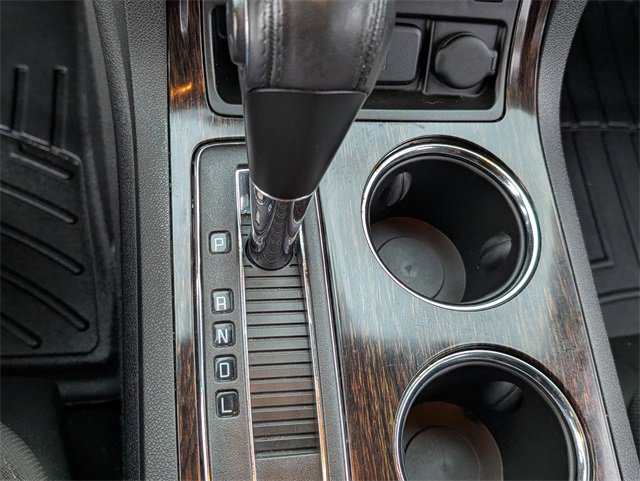 Used 2015 Chevrolet Traverse LT w/ Style and Technology Package image 19