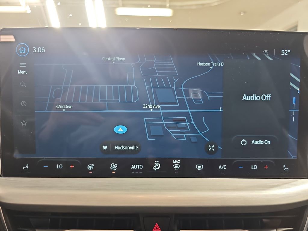 Used 2025 Ford Escape Platinum AWD/4WD image 29