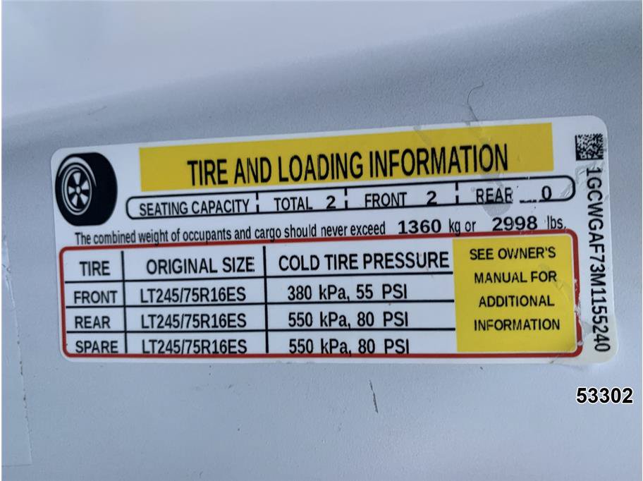 Used 2021 Chevrolet Express 2500 w/ Driver Convenience Package RWD image 21