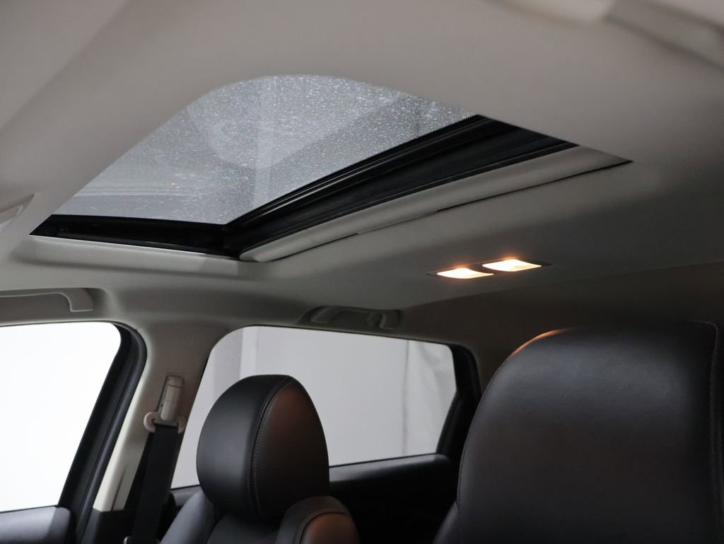 Used 2023 MAZDA CX-9 Touring image 9
