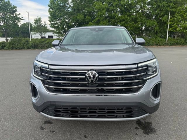 Used 2025 Volkswagen Atlas SE FWD image 8