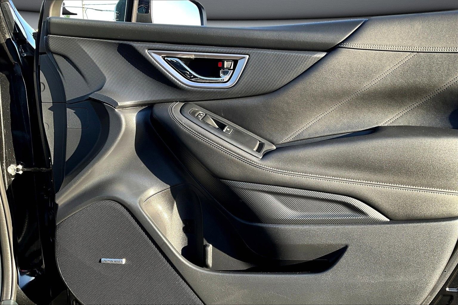 Used 2022 Subaru Forester Touring image 27