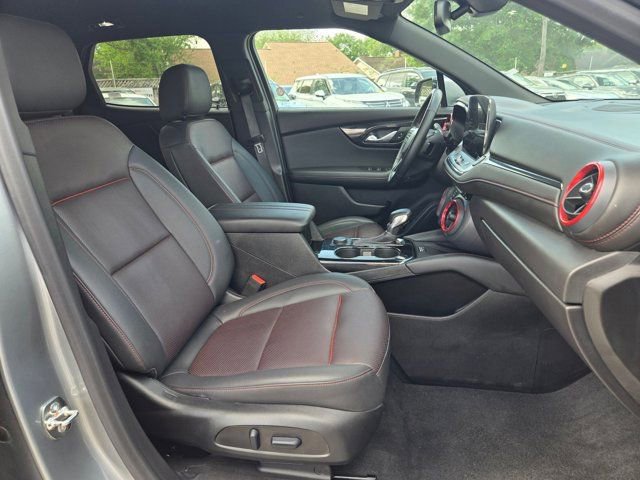 Used 2025 Chevrolet Blazer RS image 30