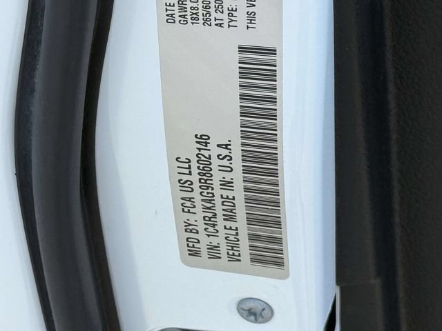 Used 2024 Jeep Grand Cherokee L Laredo AWD/4WD image 26