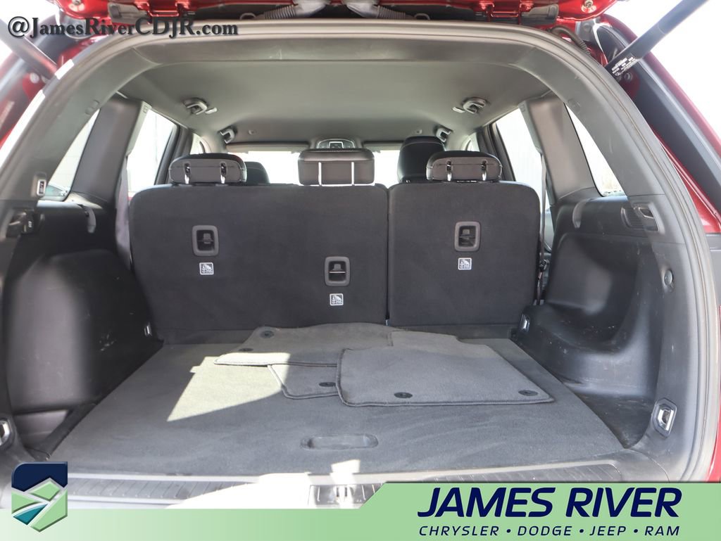 Used 2024 Jeep Grand Cherokee Altitude image 14