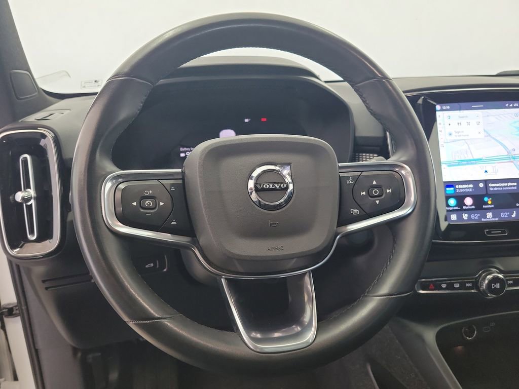 Used 2022 Volvo XC40 P8 Recharge Plus AWD/4WD image 23