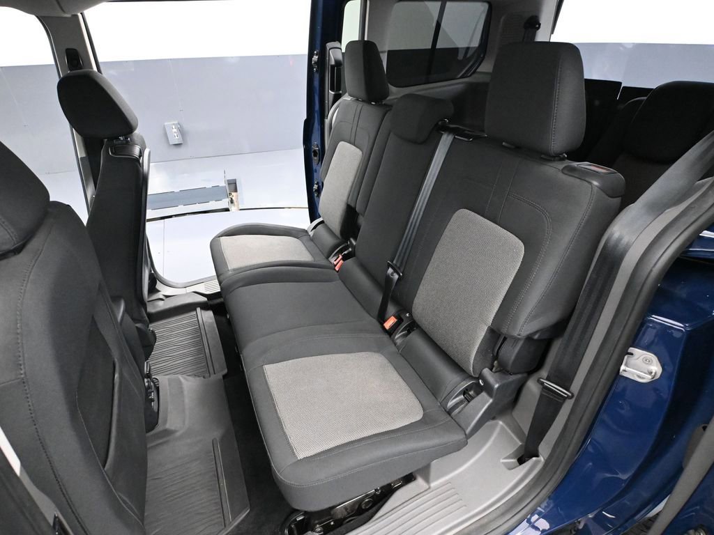 Used 2021 Ford Transit Connect XL image 35