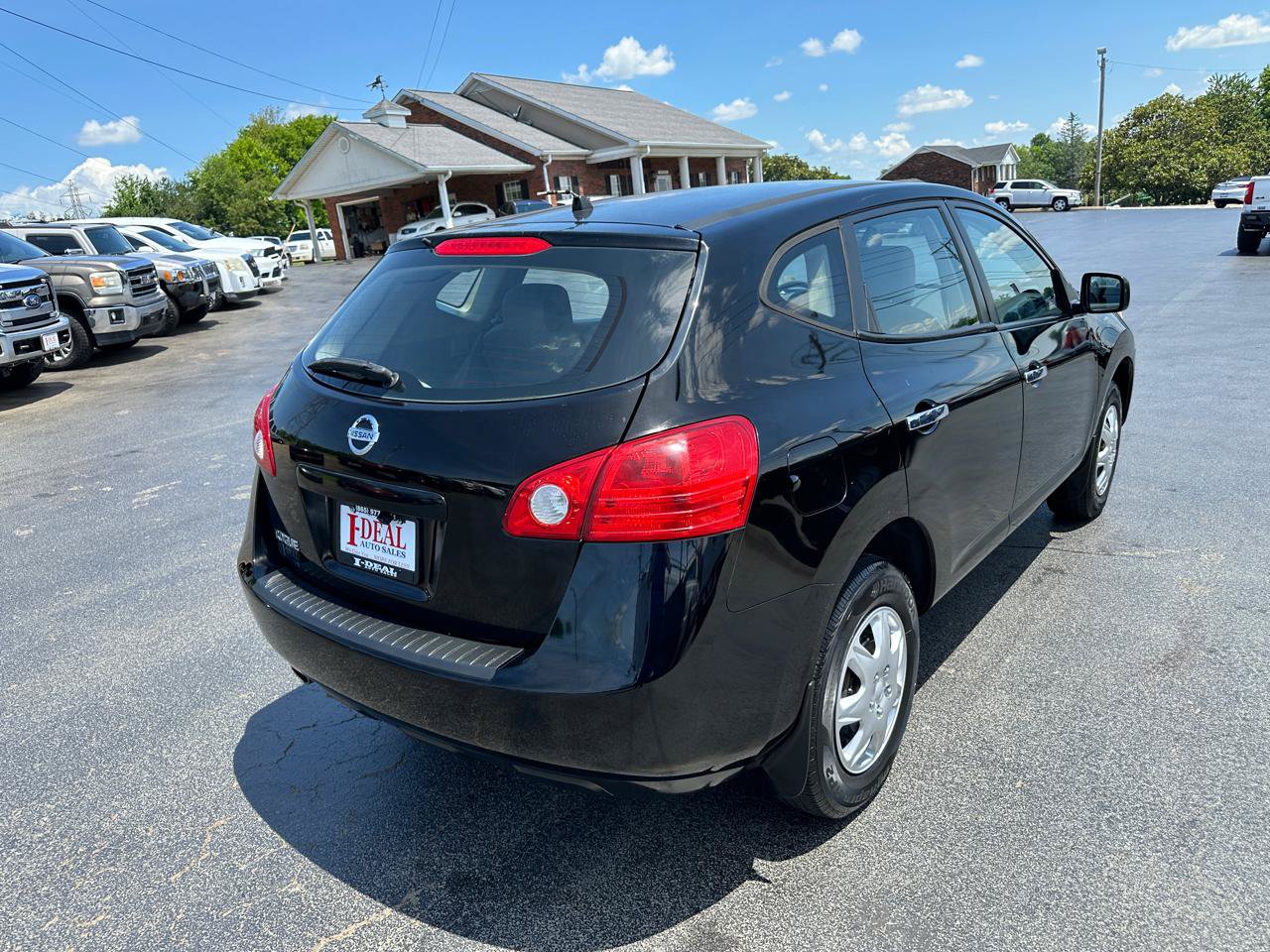 Used 2010 Nissan Rogue S FWD image 4