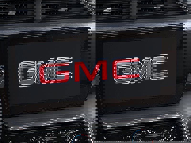 New 2025 GMC Sierra 2500 Denali w/ Denali Reserve Package image 32
