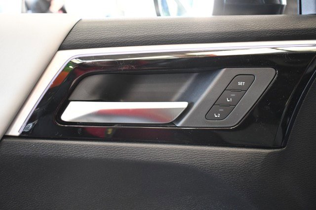 New 2026 Mitsubishi Outlander SEL AWD/4WD image 29