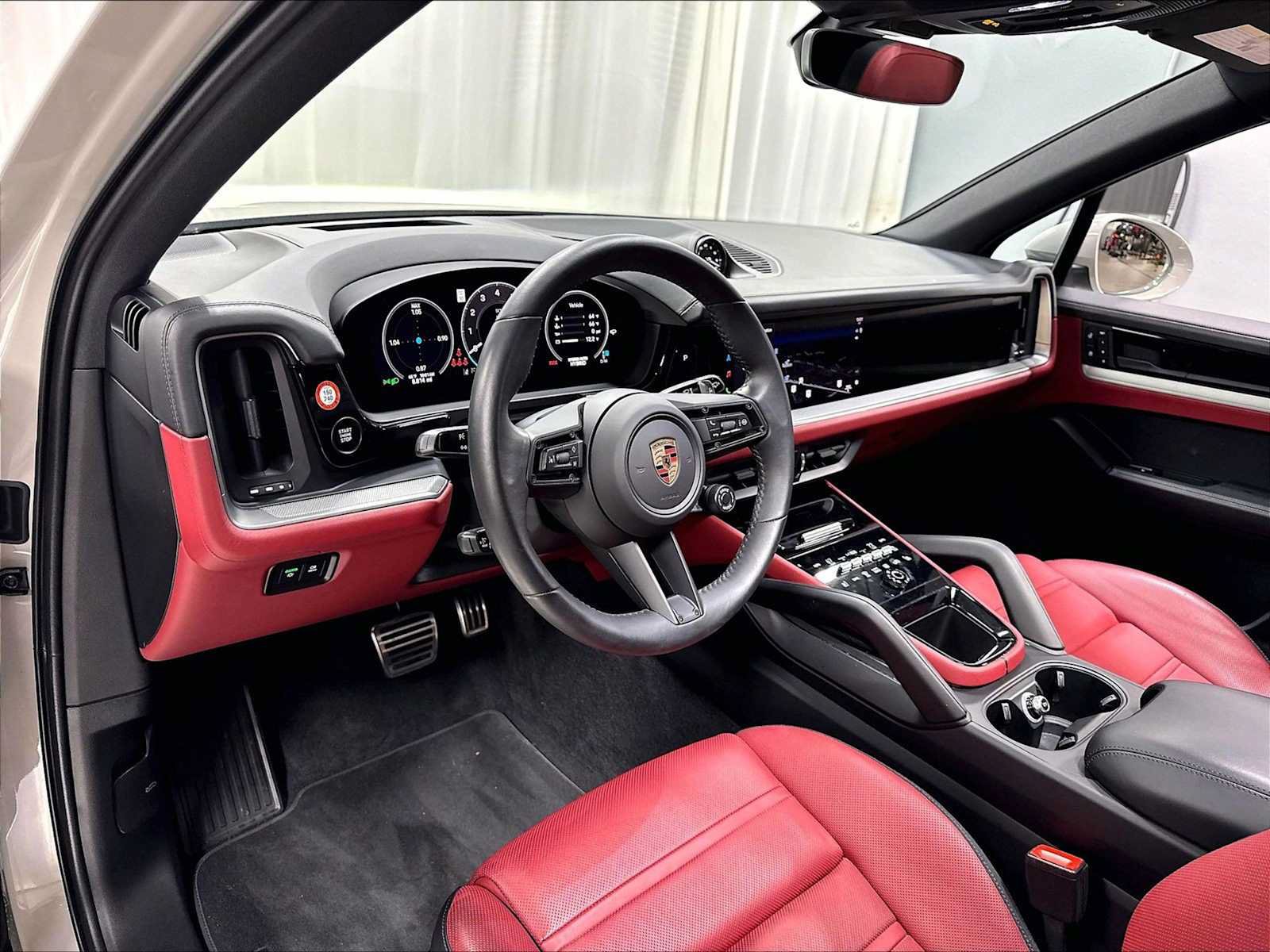 Used 2026 Porsche Cayenne S AWD/4WD image 7