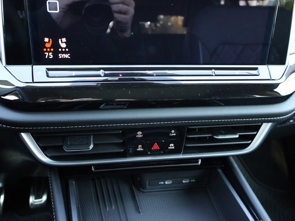 New 2026 Volkswagen Atlas SEL Premium R-Line image 30