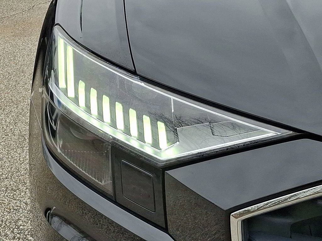 Certified 2023 Audi Q8 Premium image 9