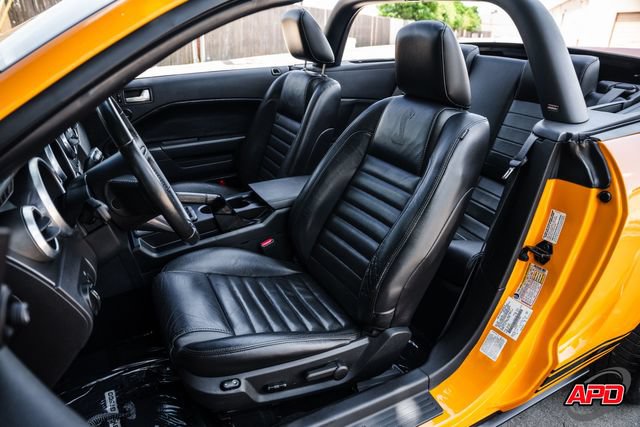 Used 2009 Ford Mustang Shelby GT500 RWD image 4