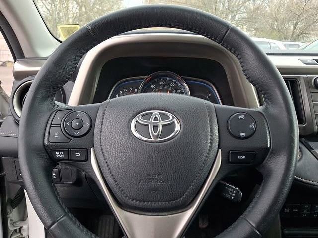 Used 2015 Toyota RAV4 Limited image 19