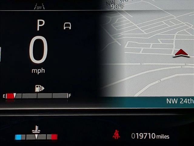 Certified 2024 Land Rover Range Rover Long Wheelbase SE image 11