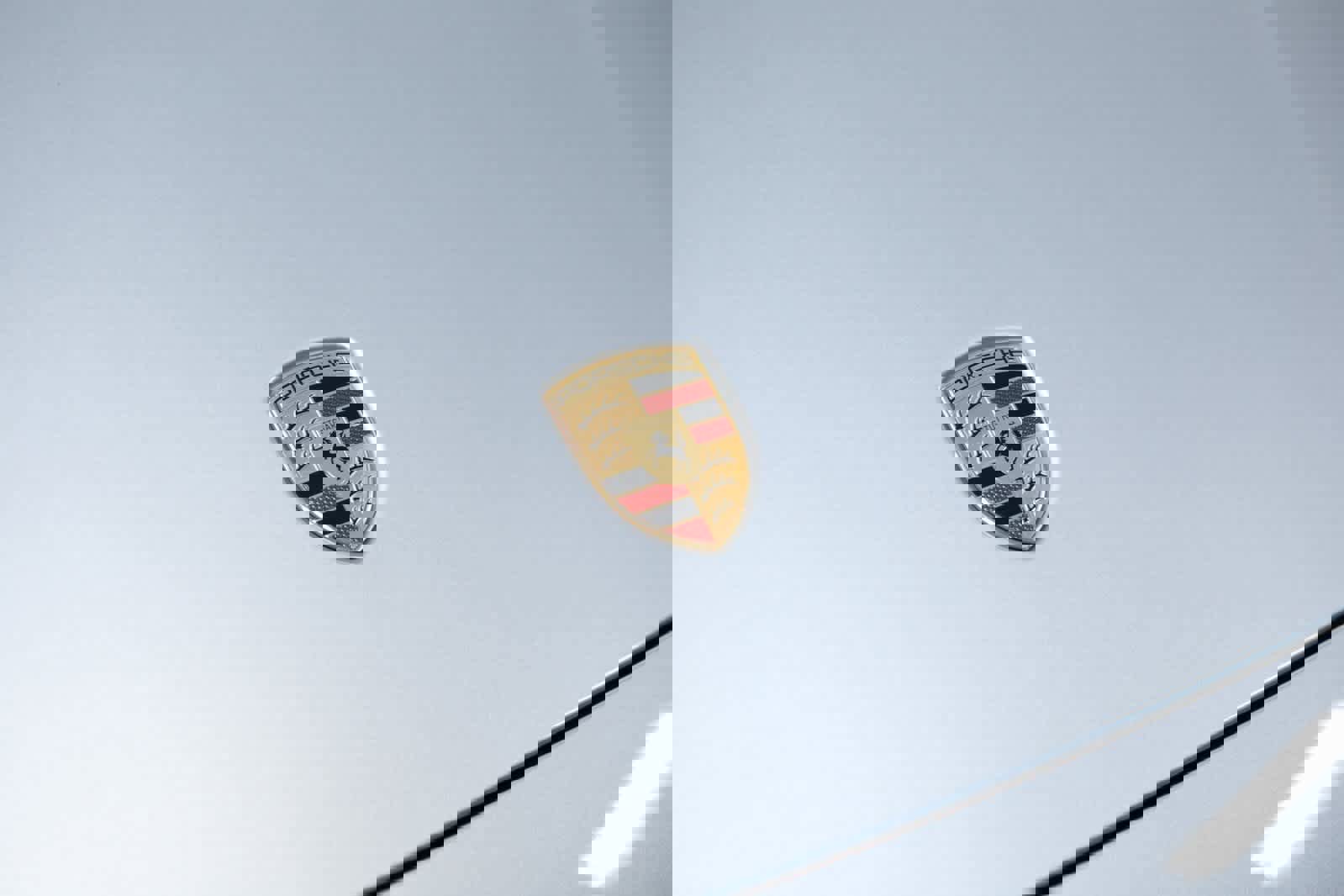 Certified 2025 Porsche Taycan 4S image 32