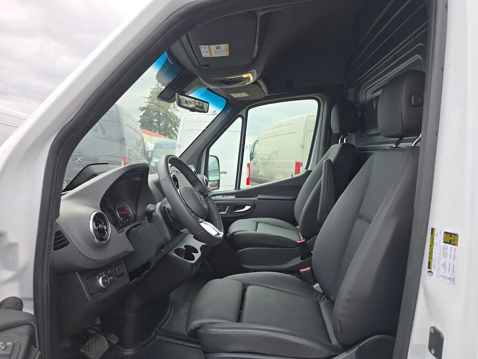 Used 2026 Mercedes-Benz Sprinter 2500 image 20