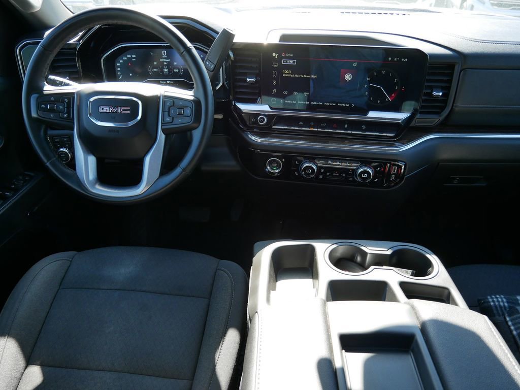 Used 2023 GMC Sierra 1500 Elevation w/ X31 Off-Road Package AWD/4WD image 19