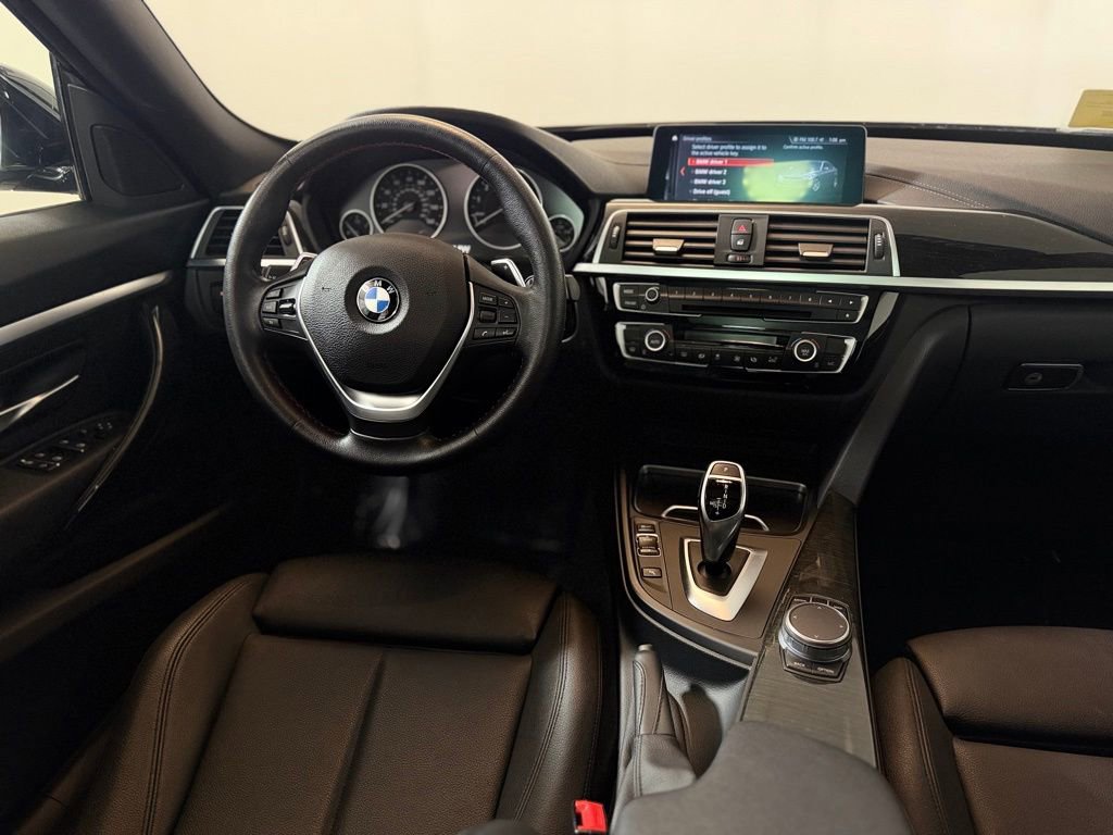 Used 2019 BMW 330i Gran Turismo xDrive image 13